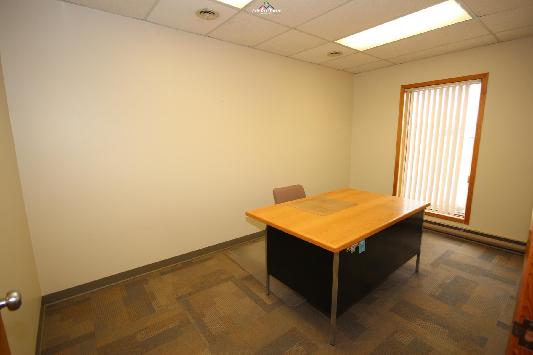 looking-for-business-ideas-and-advice-for-empty-office-v0-bimgquobqok91